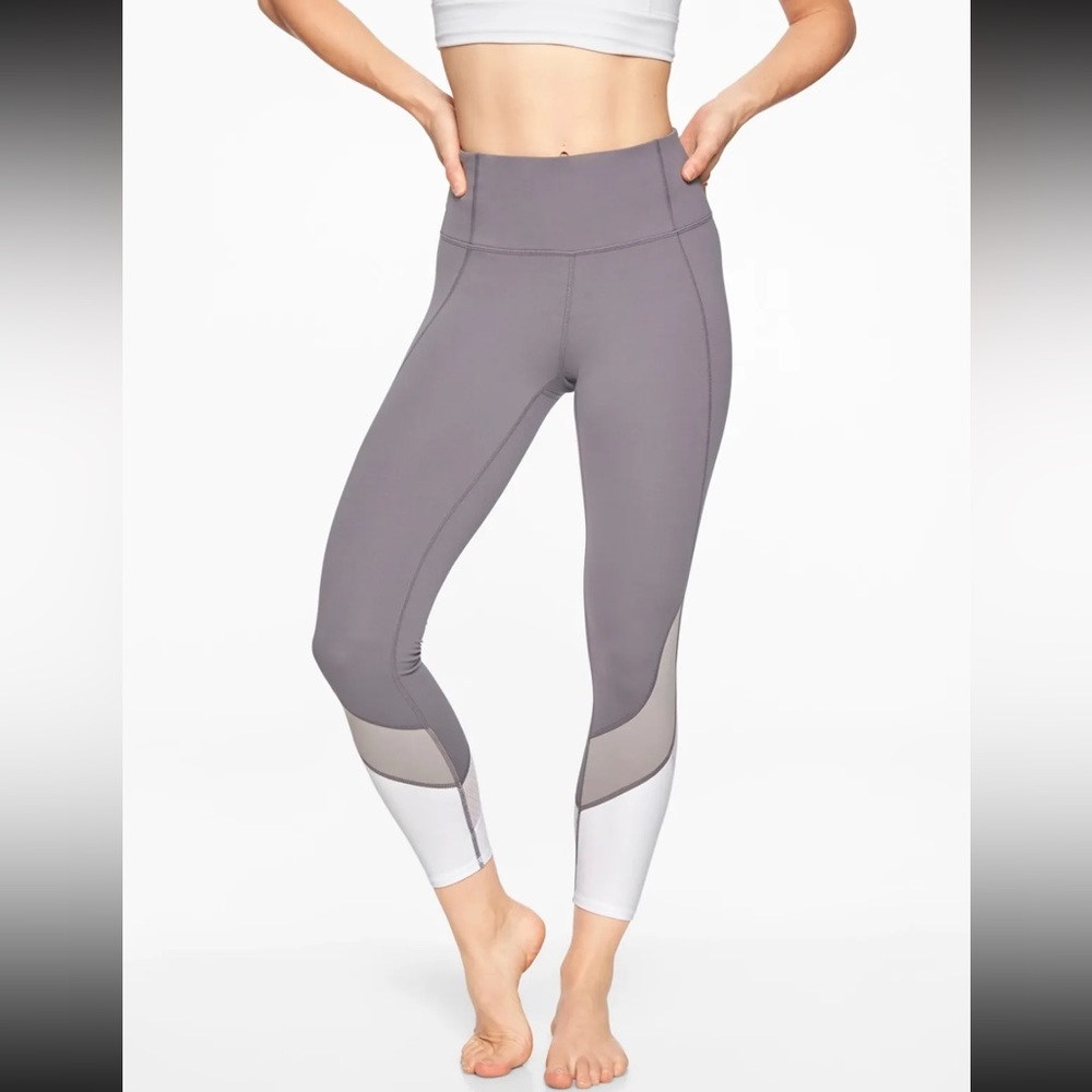 Athleta Colorblock Salutation 7/8 Tight SIZE M